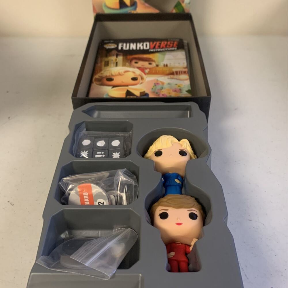 Funkoverse: Golden Girls 100 2-Pack Board Game - Picture 6 of 7